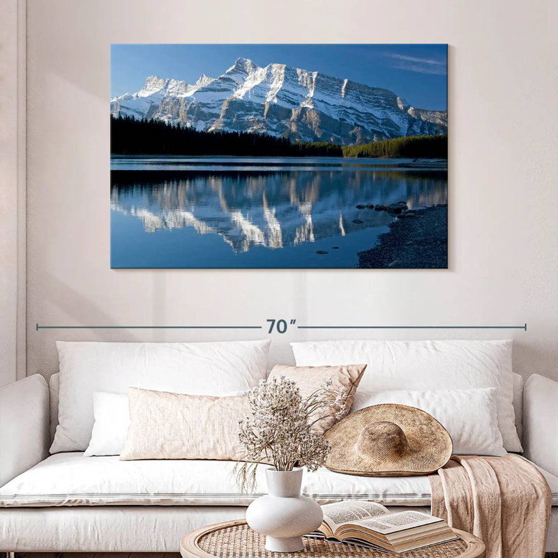 Alvord Lakeside Mountain Reflection, H 32 po x l 48 po