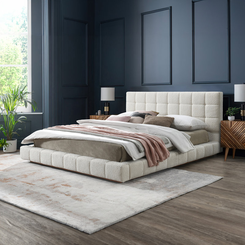 Braesyn Upholstered Panel Bed, Queen