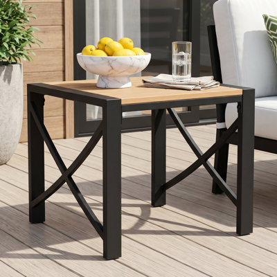 Table d'extérieur en métal, table d'appoint carrée de 19 po pour de nombreuses occasions, table basse d'extérieur résistante aux intempéries avec structure en métal robuste