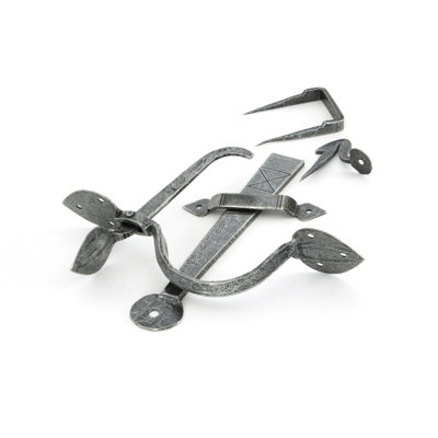 Gothic Latch Door Handle Kit