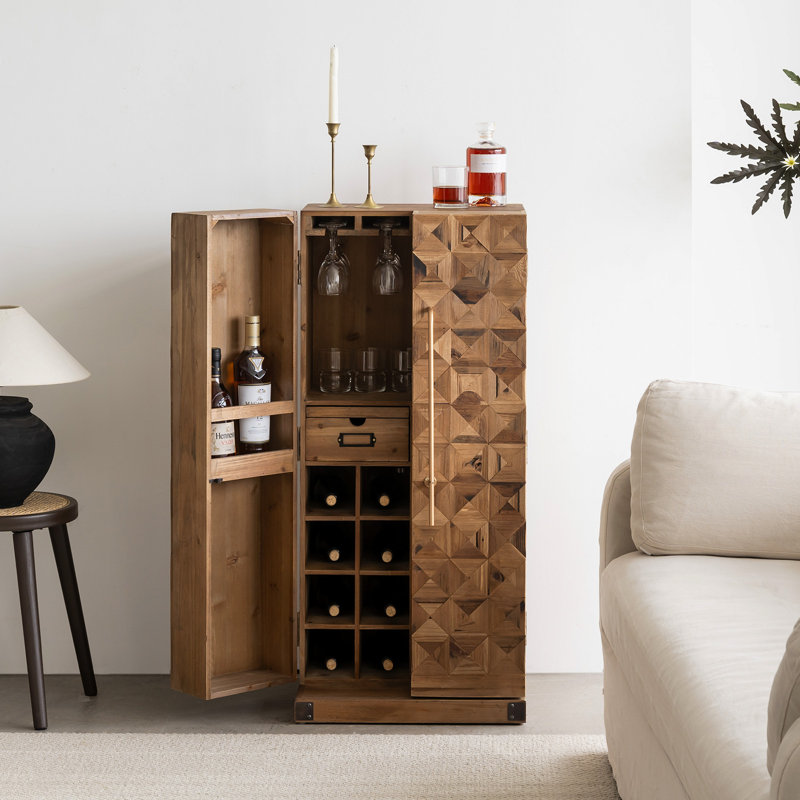 Armoire à vin 43 po en bois rustique avec portes sculptées géométriques, support à vin de 16 bouteilles pour la salle à manger