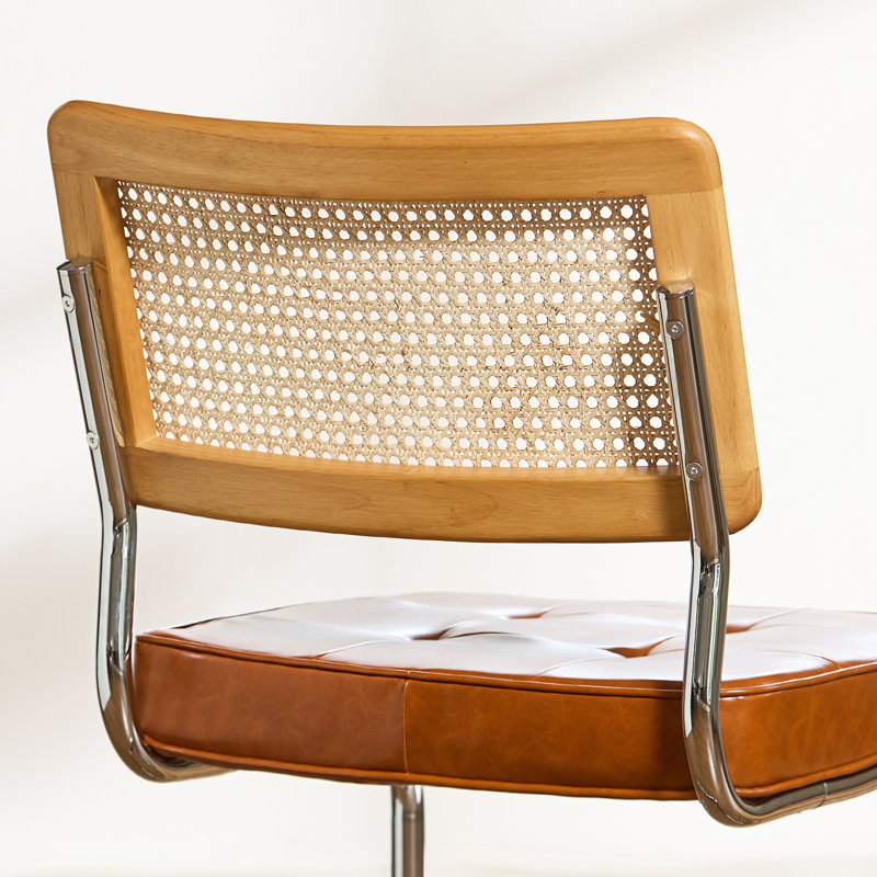 Ensemble de 4 chaises de salle à manger en rotin brun, chaises de cuisine modernes en bois de style Mid-Century, chaises de salle à manger en canne à dossier en filet, chaise Cesca avec pieds en métal chromé