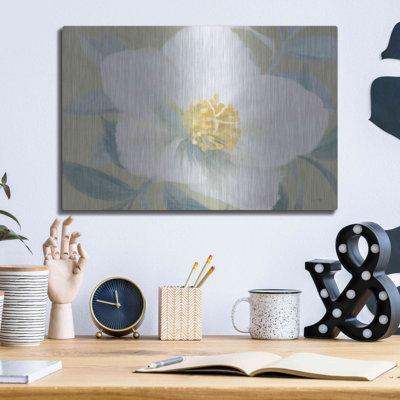 «Golden Bloom» par House Fenway