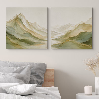 Doux paysage de montagne vert avec pics superposés et nature calme, ensemble de 2 reproductions d'art sur toile encadrées