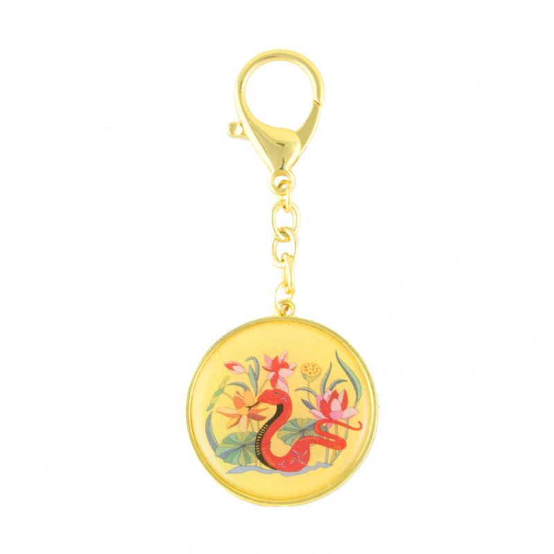 Porte-clés amulette en forme de serpent