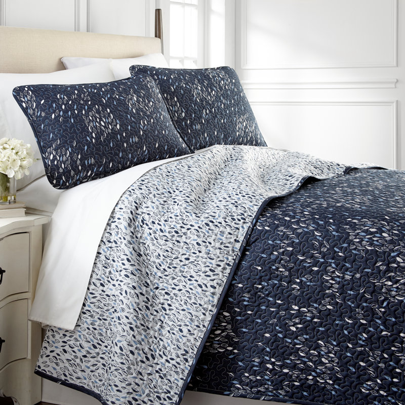 Botanical Leaves Collection Oversized Reversible light weight Quilt Set with shams, Full/Queen Quilt + 2 Standard Shams, Grey