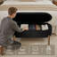 Banc de rangement rembourré avec pieds en bois-847793431