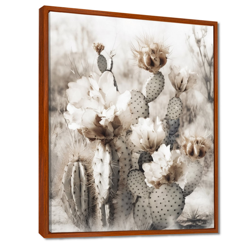 «Cream Desert Cactus - Cactus», art mural encadré, H 20 po x l 12 po, Cadre flottant brun
