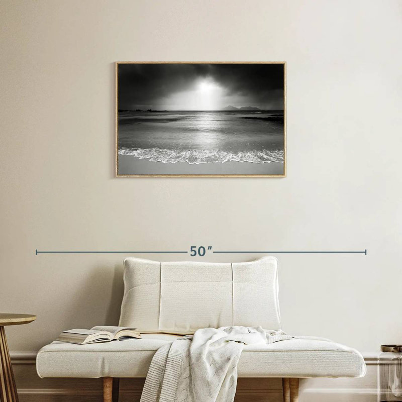Plage noire et blanche, Cadre flottant en bois naturel, 31 po x 21 po