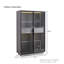 Vitrine autoportante 60,6 po avec 2 tiroirs de rangement, portes en verre et éclairage DEL pour espaces de vie modernes - gris