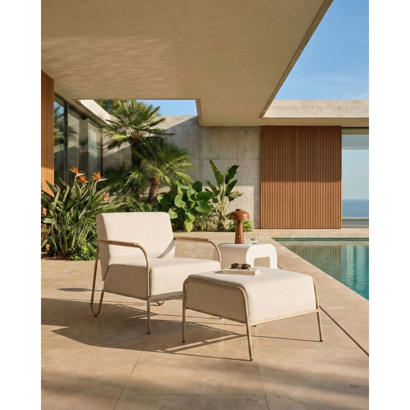 Outdoor Lounge Chair
