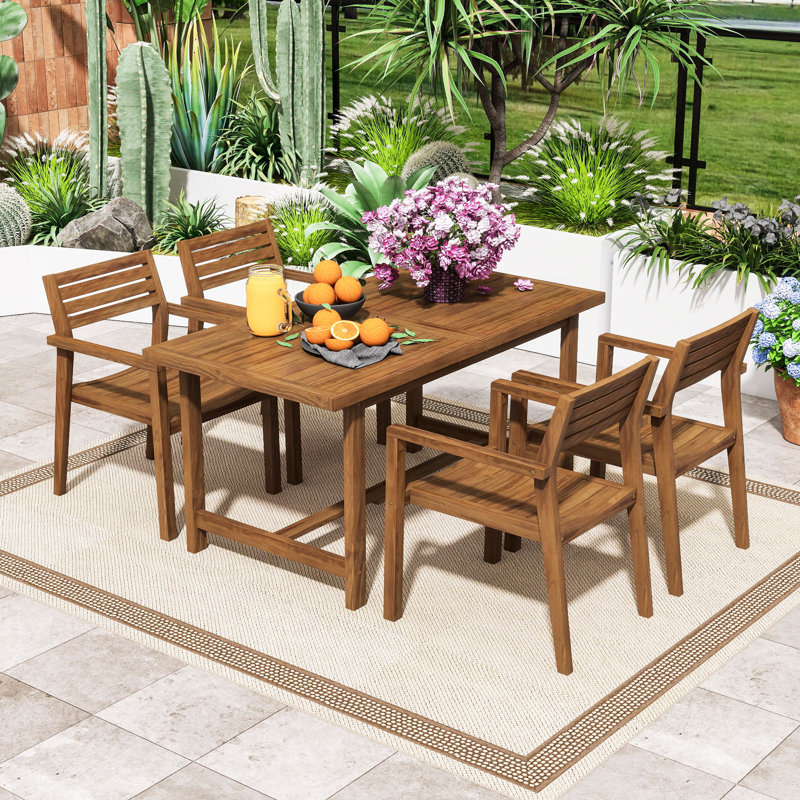 Ensemble repas en bois cinq pièces avec quatre chaises et une table de parasol rectangulaire, Naturel