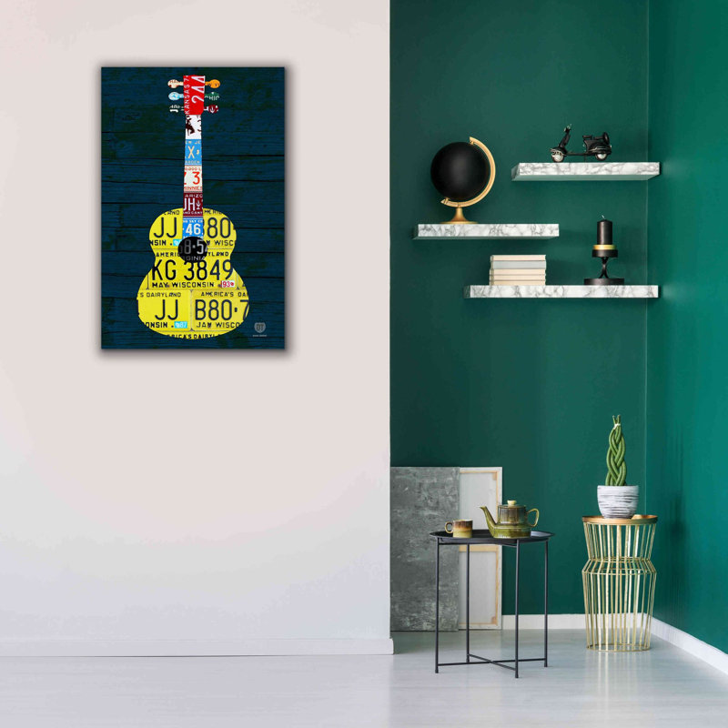 «Guitare 2» par Design Turnpike, estampe numérique sur toile, H 40 po x l 26 po x P 1,5 po