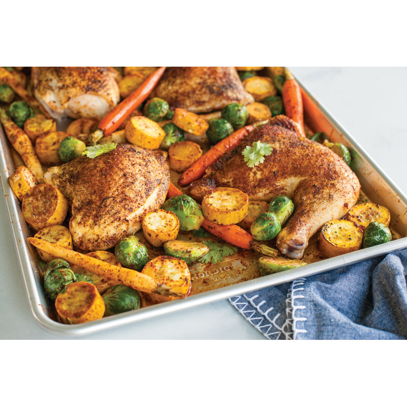 Nordic Ware Aluminum 18" Half Baking Sheet with Lid