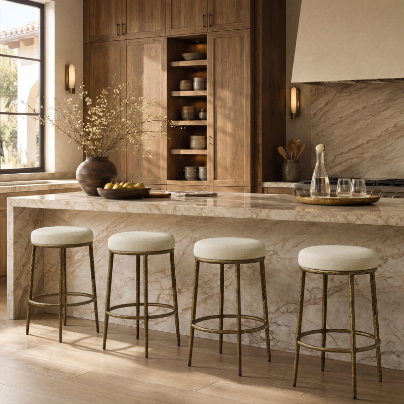 Tabouret de bar 26,65 po moderne sans dossier en lin avec pieds en métal martelé doré et repose-pieds circulaire pour îlot de cuisine ou bar, ensemble de 4