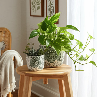 Planters Pottery & Cement Floral Carved Pattern Garden Style For Indoor/Outdoor Use Set Of 2 - 7", 6" White & Green