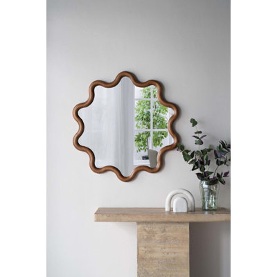 Miroir d'appoint 31 "x 30" en bois avec cadre unique