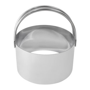 https://assets.wfcdn.com/im/03099599/resize-h310-w310%5Ecompr-r85/2112/211289612/r-m-stainless-steel-biscuit-cutter-275.jpg