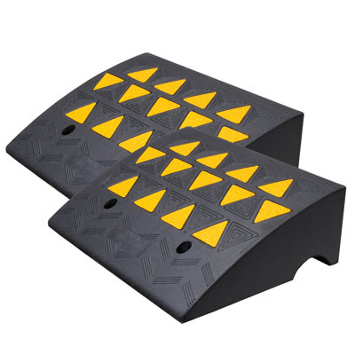 Ensemble de 2 rampes en caoutchouc 20,08 po x 16,14 po x 10,63 po. Ensemble de 2 rampes en caoutchouc noir. Capacité de 33069 lb.