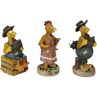 Trinx Set Of 3 Western Farm Barn Roosters And Hen With Whimsical Funny Signs 'I Rule The Roost' 'I Rule The Rooster' And 'Will Work For Chicken Feed -  1FE157FE5319433E9641B8332B2042B2