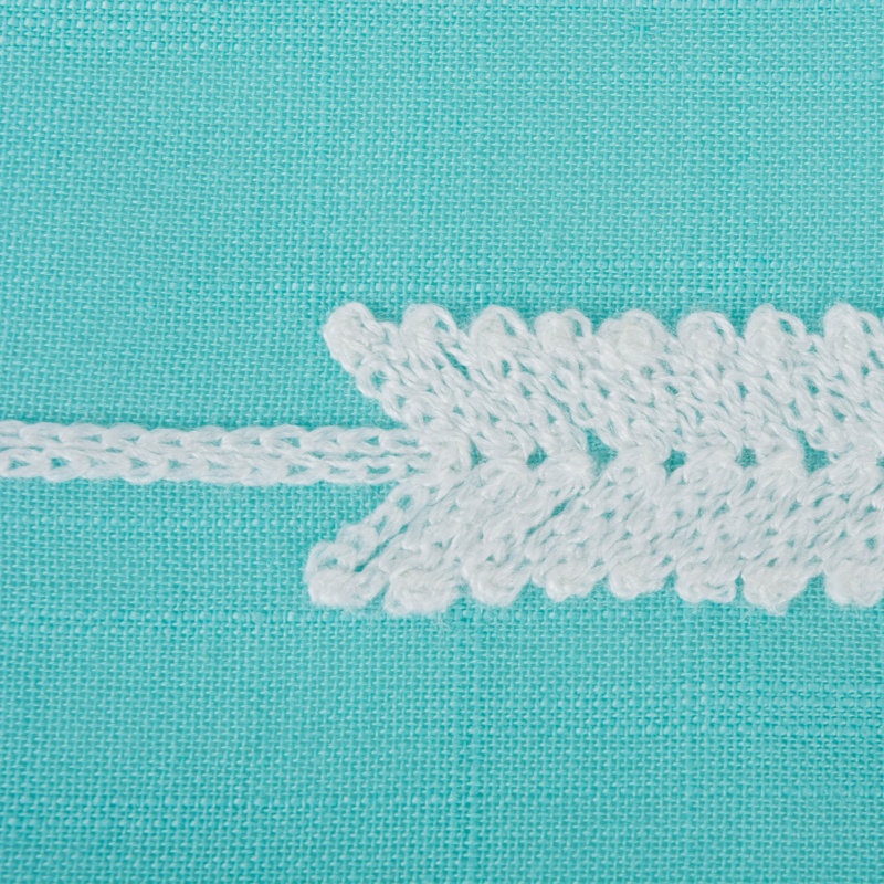 Opalo Embroidered Arrow Fletching Table Runner, Aqua