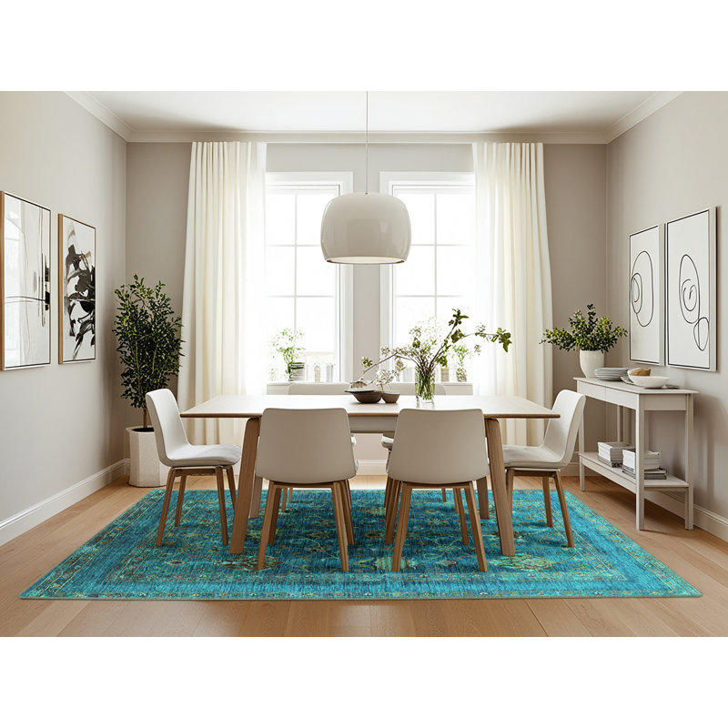 Oriental Indoor Rug, Rectangle 7' x 10'