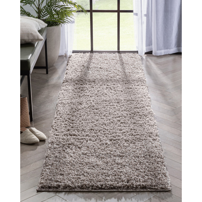 Berte Modern Solid Beige/Grey Textured Shag Rug, Runner 2'7" x 9'6"