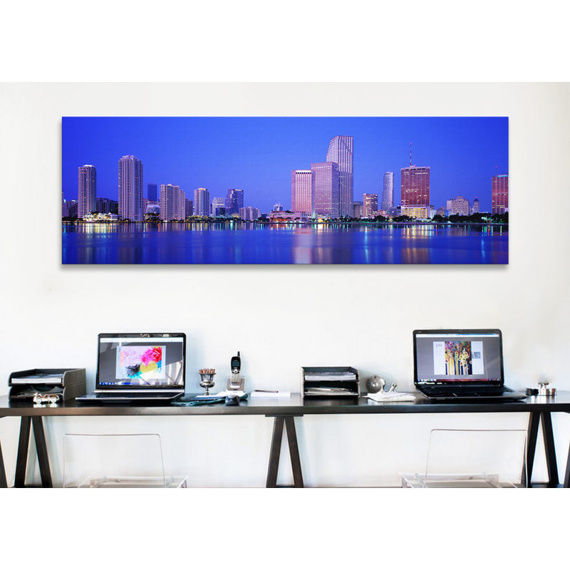 Crépuscule, miami, floride, états-unis-reproduction sur toile tendue, H 20 po x l 60 po x P 1,5 po, Toile tendue