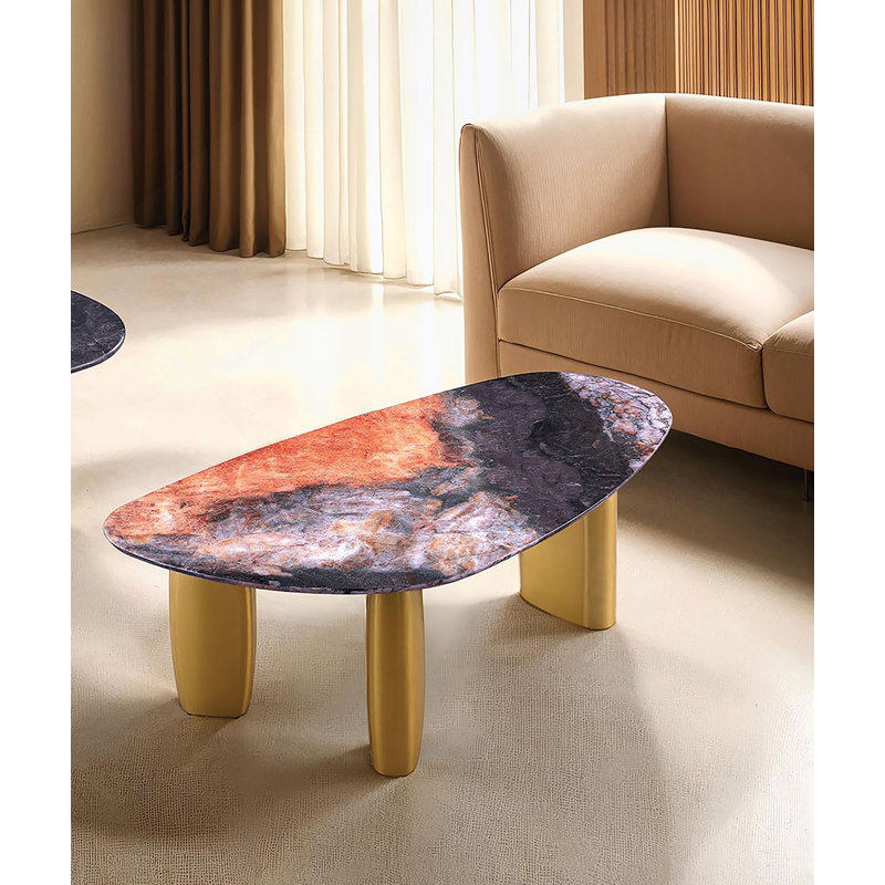 Table basse de style contemporain avec plateau en pierre frittée