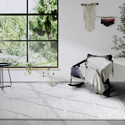 , Cream/White Gallery Geometric Machine Woven Area Rug