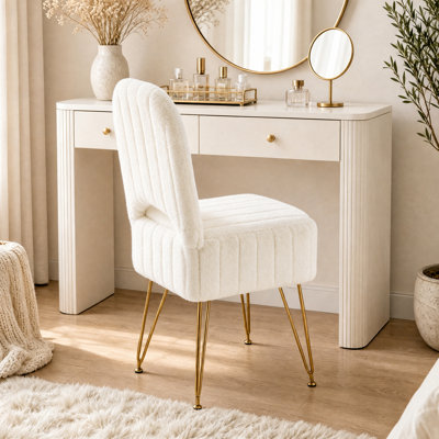 Tabouret de coiffeuse moderne avec dossier - Grand repose-pieds carré avec rangement dissimulé - Revêtement en fausse fourrure de lapin doux - Capacité de 280 lb - Idéal pour la chambre à coucher ou le salon - Rose, molleton doux