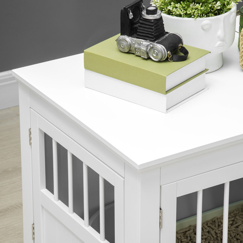 Pièce blanche pour bureau de caisse pour petit chien. Comprend un plateau de table spacieux, un assemblage à trois portes, une pièce à reliure magnétique et une table en acier. Pour canines, avec portes, pièce de liaison, structure