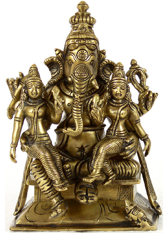 Shri Ganesha avec Buddhi et Siddhi