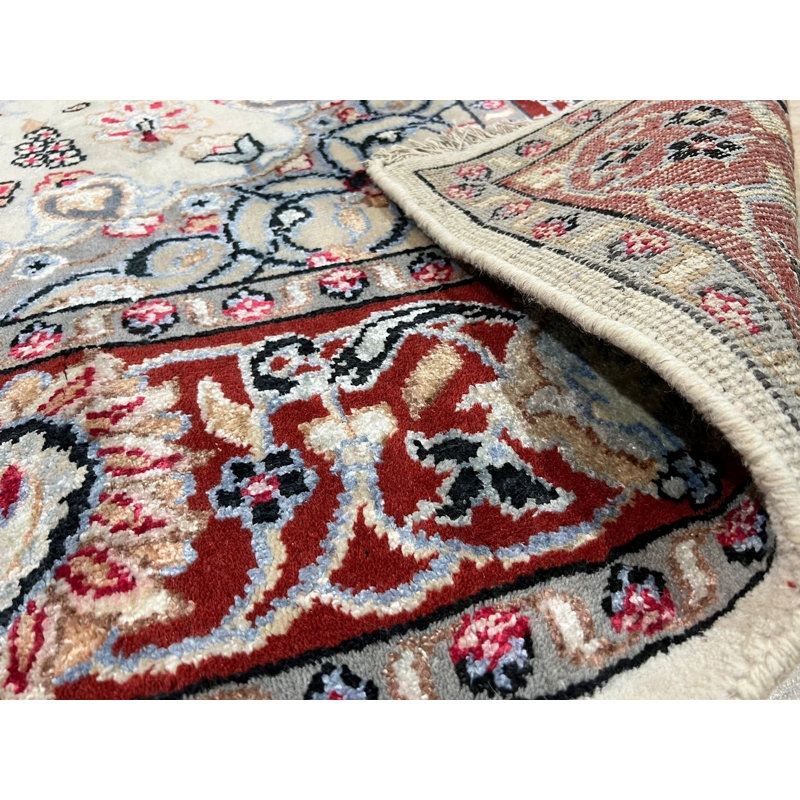 Hand Knotted Wool Floral Area Rug