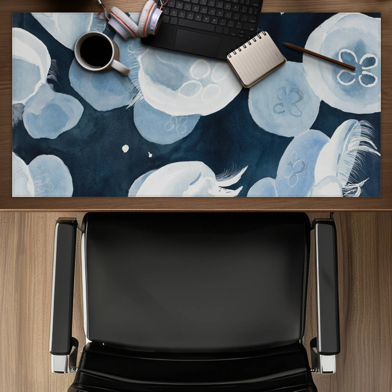 Jellyfishs - 15.75"x31.50" Desk mat