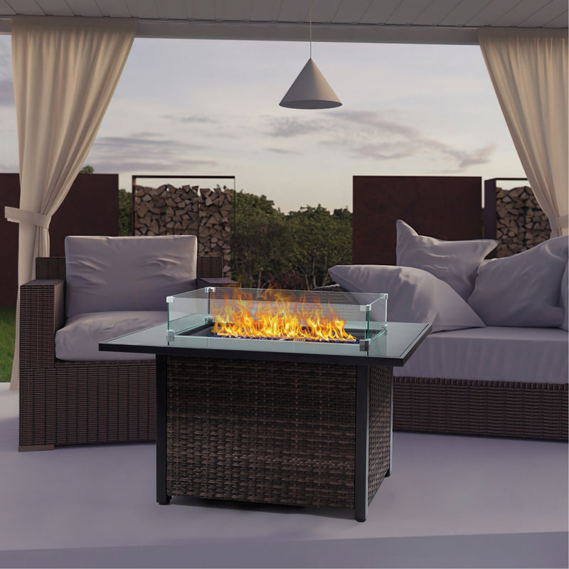 Table de foyer d'extérieur au gaz propane 50 000 BTU avec foyer avec couvercle en verre et base en osier de protection contre le vent pour le jardin, le patio, la cour arrière, 44 po