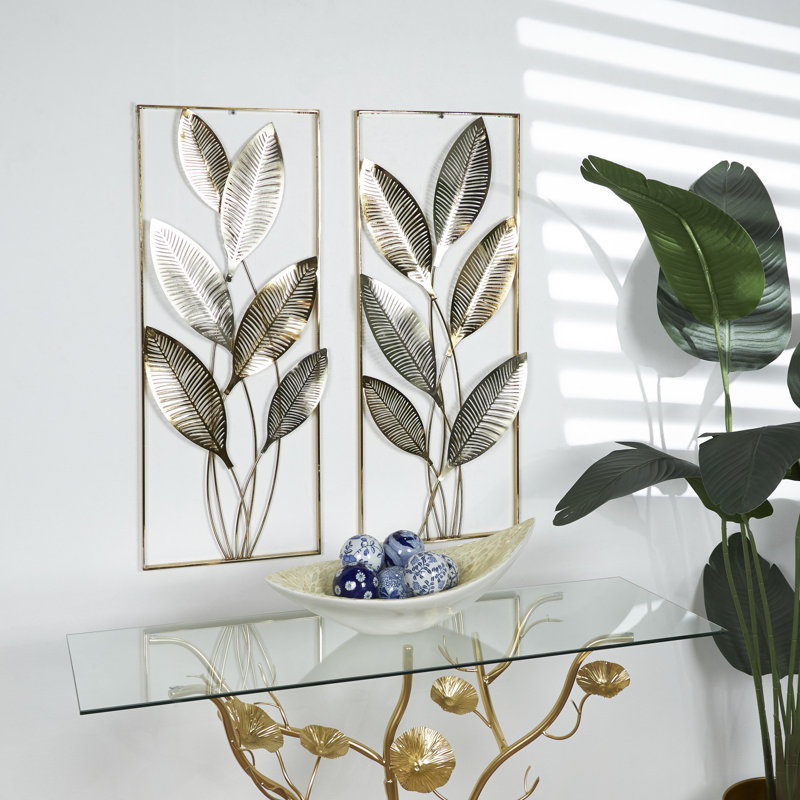 Ensemble de décoration murale en métal feuille d'or découpée avec détails argentés