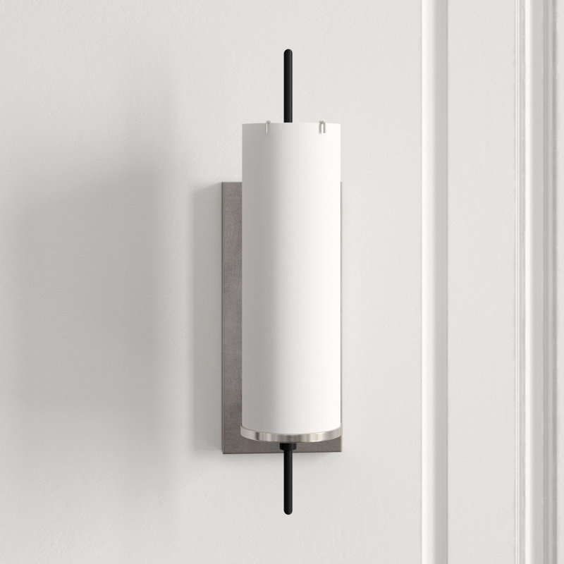 Stefan 1 - Light Armed Sconce