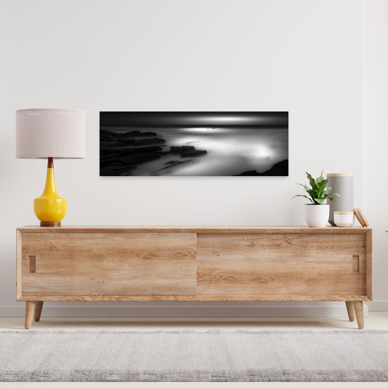«Serene Misty Coast», art dramatique abstrait de paysage côtier de rêve, H 12 po x l 36 po