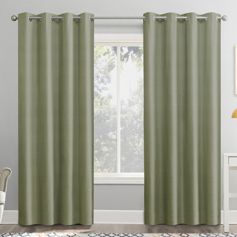  Panneau de rideau isolant 100% occultant et isolant avec œillets Cameron, l 50 po x L 108 po, Vert
