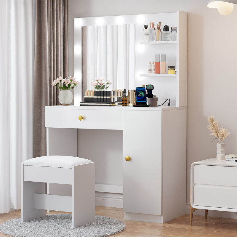 Bureau de coiffeuse blanc avec miroir lumineux à DEL et station de charge, coiffeuse de maquillage réglable à 3 couleurs avec tiroir, armoire de rangement, tablettes ouvertes et tabouret rembourré, coiffeuse de chambre à coucher moderne