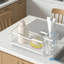 Organisateur de bac d'évier avec plateau de séchage, organisateur de comptoir de cuisine et de salle de bain polyvalent pour éponge, savon, brosse et serviette, support en acier inoxydable peu encombrant