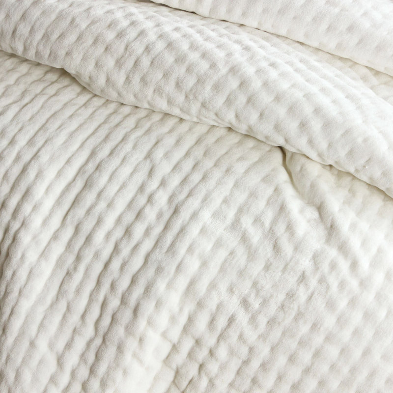 Viola Velvet Quilt, Full/Queen Quilt, Dove White