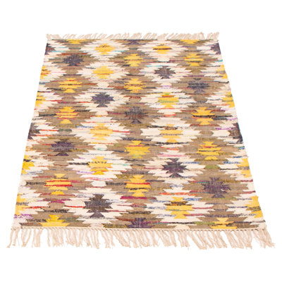 Couleur couleur crème, kilim olive