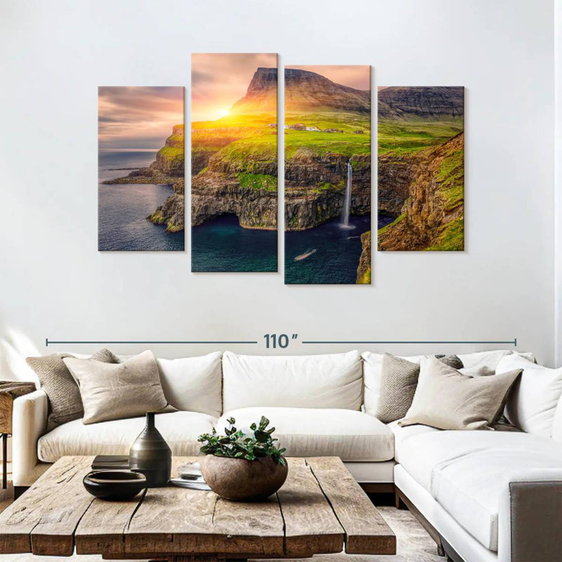 Gillard Gasadalur Village Cliff, H 54 po x l 84 po