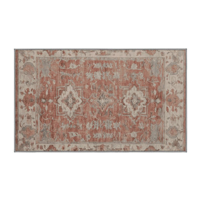 Tapis gris soyeux et moelleux