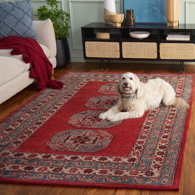 Wahcheechee Hand Tufted Wool/Cotton/Latex Oriental Rug in Red, Rectangle 5' x 8'