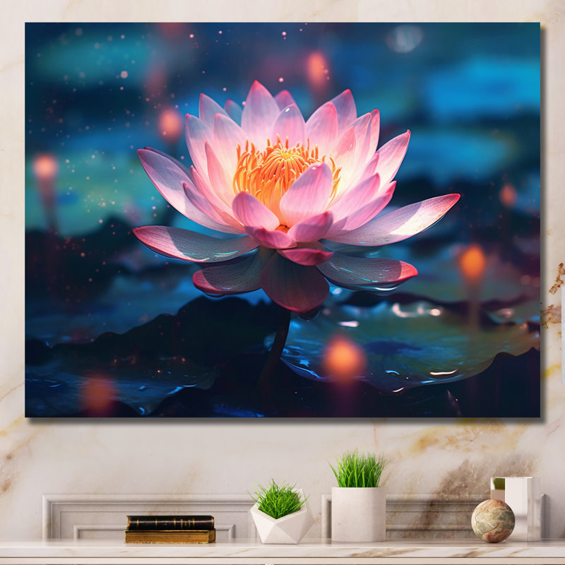 «Blossoming Wild Pink Lotus In Pond», reproduction sur toile, H 30 po x l 40 po x P 1,5 po, Toile tendue