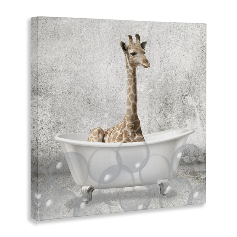«Baby Giraffe Bath Time Cute Animal Design XL», art mural sur toile tendue par Kim Allen, H 30 po x l 30 po