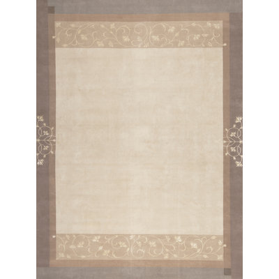 Concerto Hand Knotted Area Rug in Beige/Gold